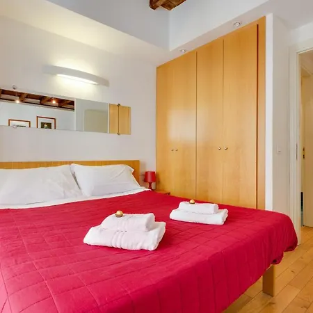 Apartment Piazza Barberini *